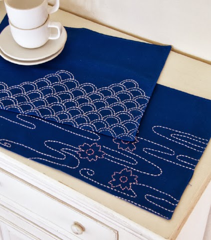 running stitch table mats