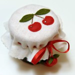 decorazioni feltro ciliegie