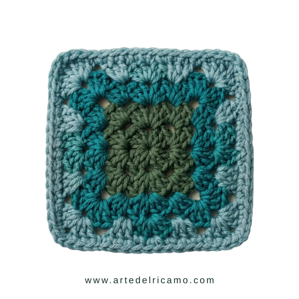 piastrella a uncinetto granny verde tiffany