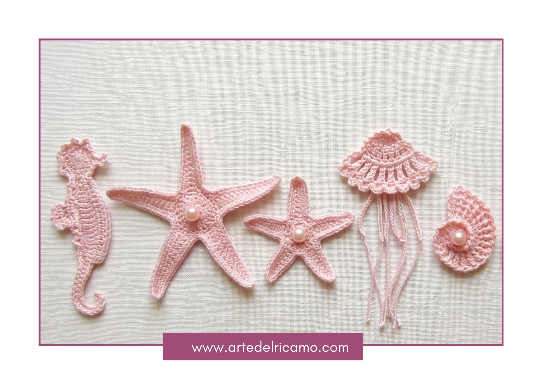 frutti di mare e conchiglie rose a uncinetto